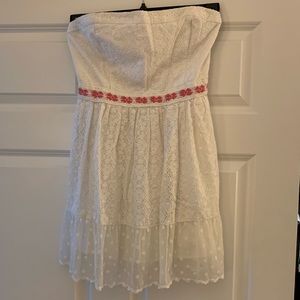Hollister strapless lace dress